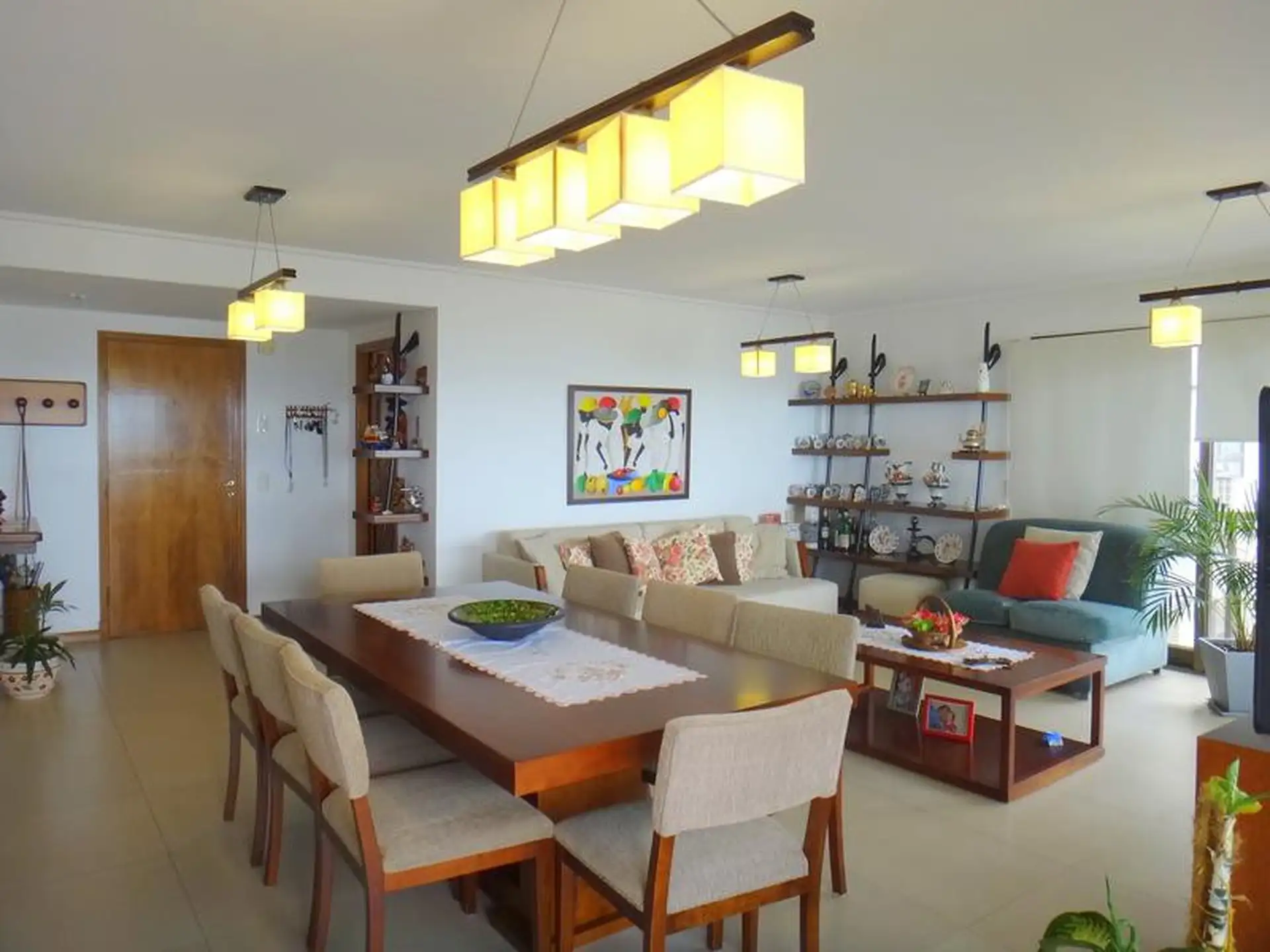 Departamento 3 amb con cochera y baulera — La Perla Sur