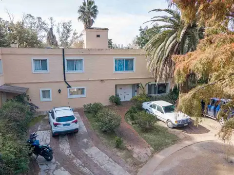 Tupac Amaru 100