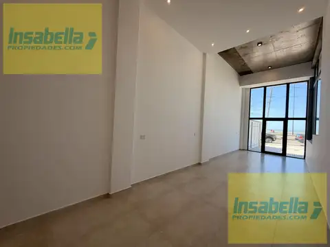 Local en Constitución