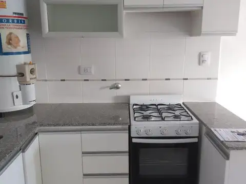 Departamento en Alquiler en Centro, $ 330.000