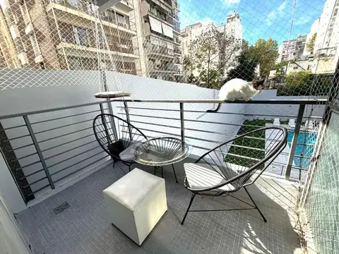 Gran Ambiente dividido a pulmón, bcón baño y toil amenities