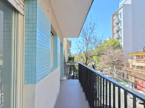 Venta 3 AMBIENTES FRENTE BALCÓN Barrio Almagro México al 4300  Apto Profesional.