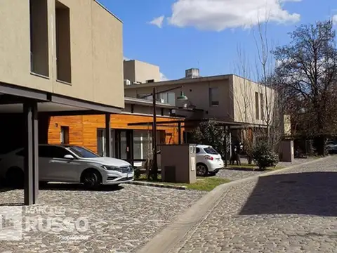 Casa en Venta en Hurlingham, USD 210.000