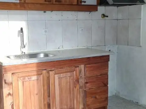 Local en Alquiler en Paso del Rey, $ 380.000