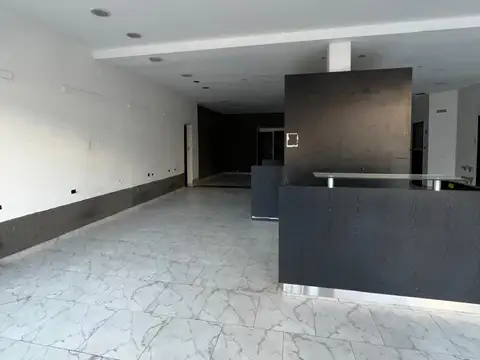 BARBARO FARIAS ALQUILA LOCAL A METROS DE LA PEATONAL BELGRANO, SAN MARTIN CENTRO