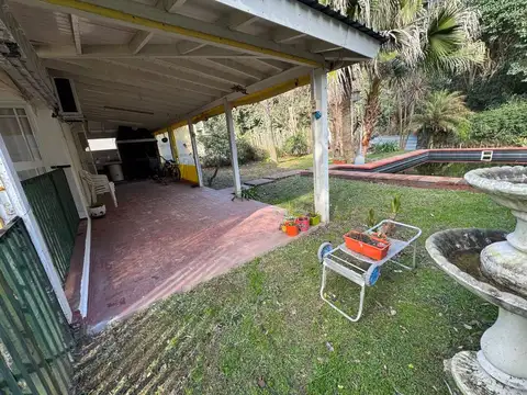 Casa 6 ambientes con 1 baño