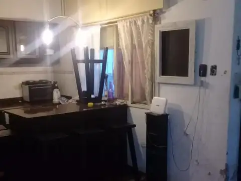 Depto Tipo Casa 4 ambientes con 1 baño