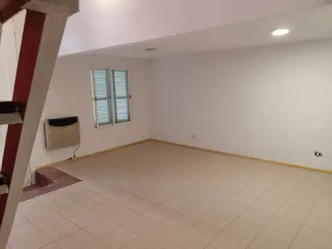 Depto Tipo Casa en Venta de 3 dormitorios