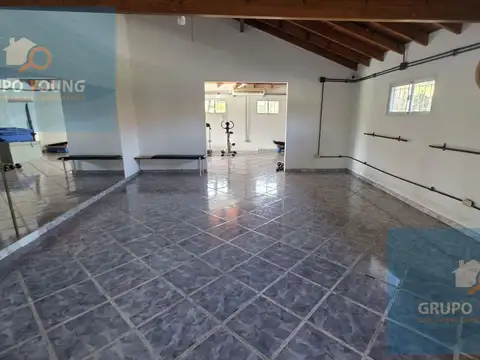 Casa 3 ambientes con 2 baños