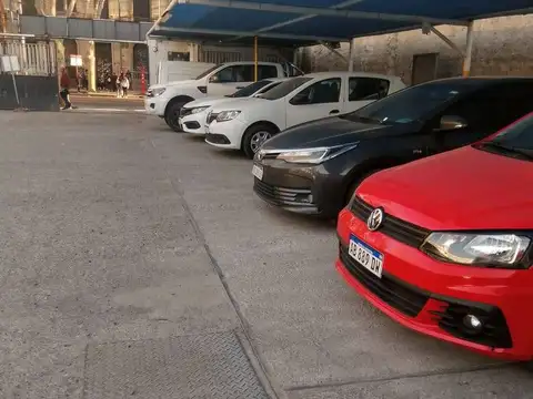 Cochera en Venta Cubierta