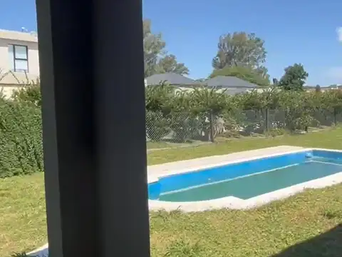 Casa en Venta en Praderas De San Lorenzo, USD 350.000