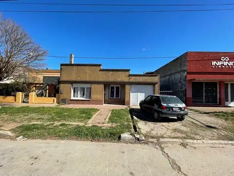 Casa 4 ambientes con 1 baño
