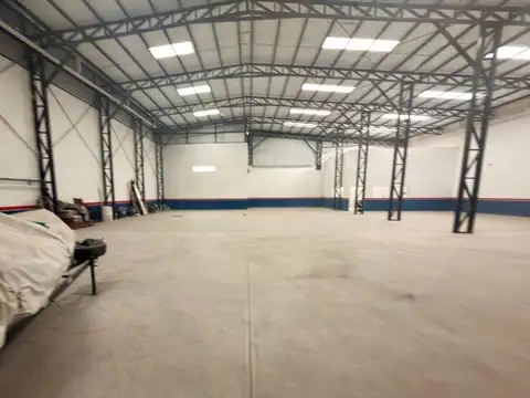 Galpon en Venta en Alberdi, USD 380.000