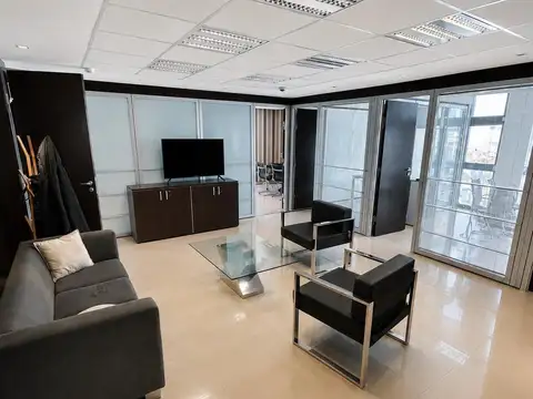 Oficina en Venta con 1 cochera