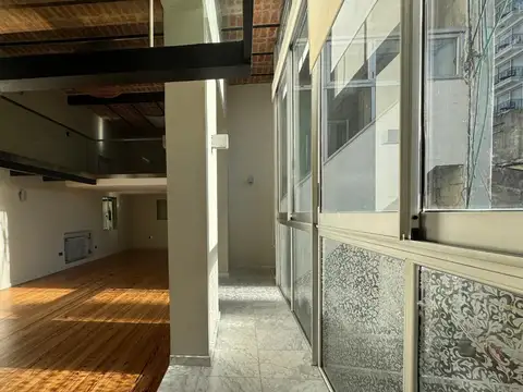 Departamento PH en venta en Recoleta. Loft de un dormitorio y 118 m2 reales