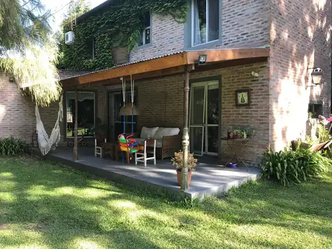 Urquiza Parada 11