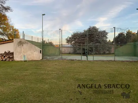 Hermoso terreno arbolado