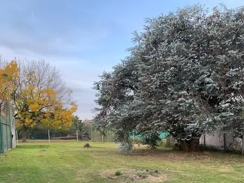 Terreno en Venta en Parque Jularó, USD 50.000