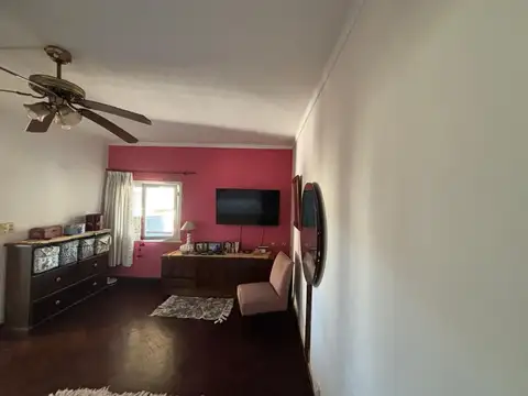 Depto Tipo Casa en Venta 46 años