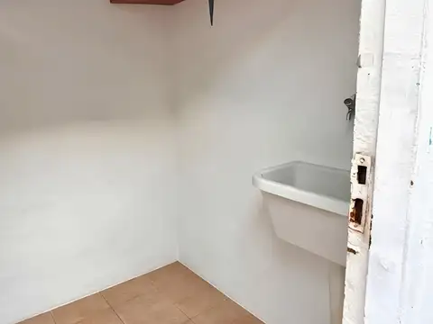 Depto Tipo Casa 4 ambientes con 2 baños