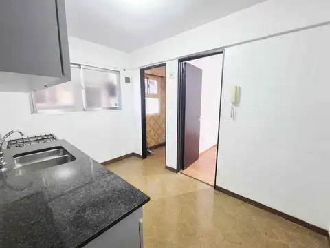 Departamento en Venta en Villa del Parque, USD 165.000