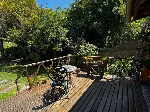 Casa 5 ambientes con 2 baños