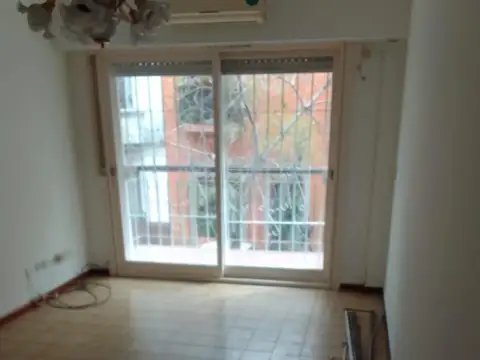 Departamento en Alquiler en Once, $ 700.000