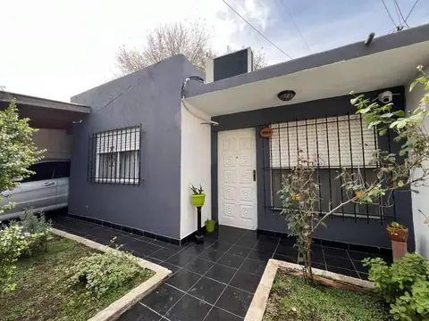 CASA EN VENTA LONGCHAMPS 3 AMBIENTES APTO CREDITO