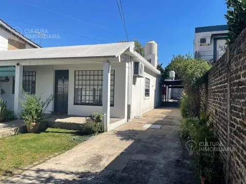 Saturnino Salas 1000 (B1688), Hurlingham, Buenos Aires, Argentina