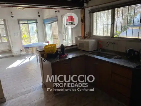 Casa en Venta con 1 cochera