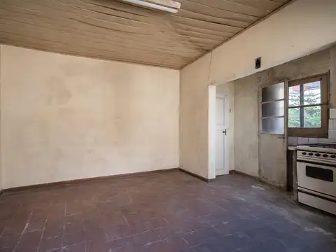 Casa 4 ambientes con 1 baño