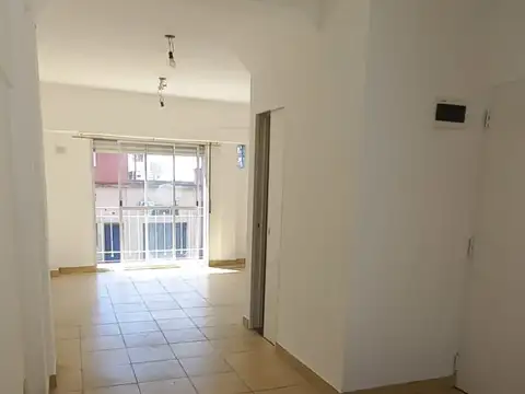 Depto Tipo Casa en Alquiler en Floresta, $ 800.000