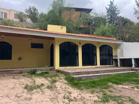 Casa en Alquiler de 4 dormitorios