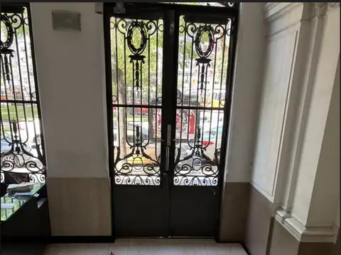 Oficina Monoambiente con 4 baños