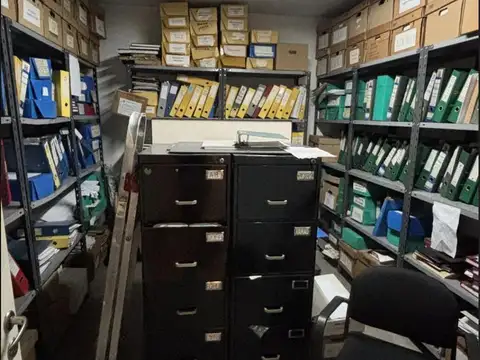Venta Oficina institucional de categoría | 419 m² | 6 cocheras | Edificio de estilo francés