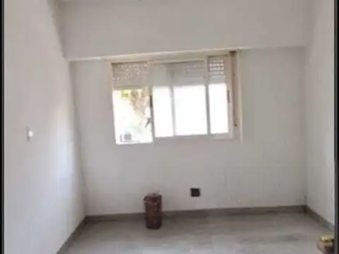 Depto Tipo Casa en Venta en Olivos, USD 130.000