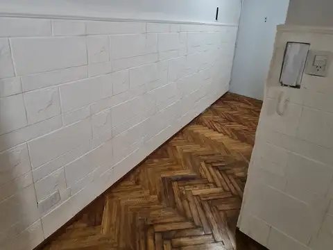 Sarmiento 2200, Piso 6
