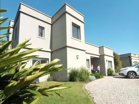 Casa en Alquiler Temporal en El Cantón, USD 5.000