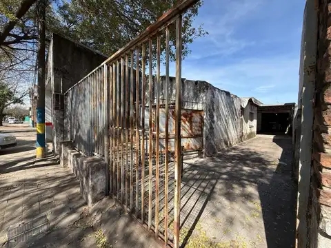 Galpón en Venta en España y Hospitales Rosario