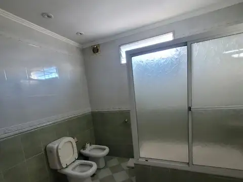Casa Chalet  en Venta en Quilmes Oeste, Quilmes, G.B.A. Zona Sur