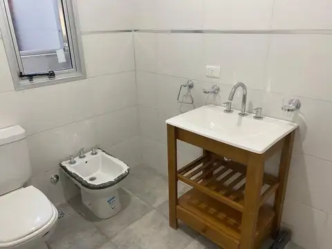 Departamento en Alquiler con 1 cocheras