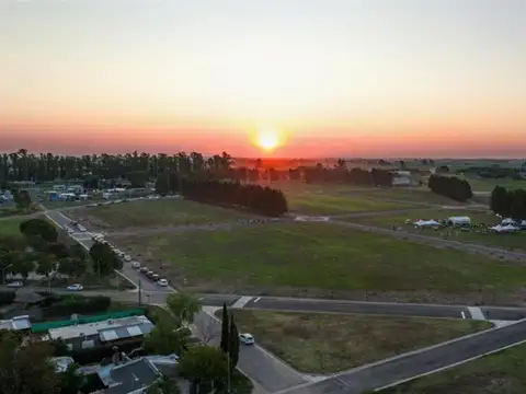 Terreno en Venta 30  mts Fondo