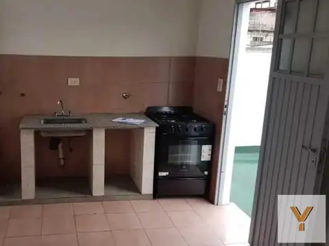 Depto Tipo Casa en Venta 50 años