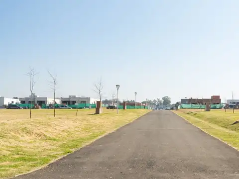 Terreno en Venta en Manzanares, USD 55.000