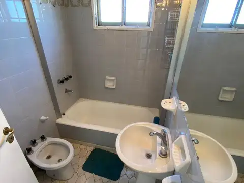 DEPARTAMENTO EN VENTA EN BERNAL