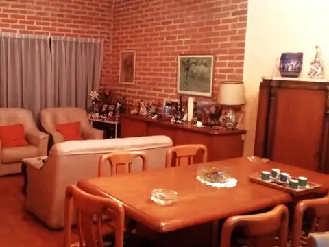 EXCELENTE CASA TERRENO PROPIO EN VILLA LUZURIAGA