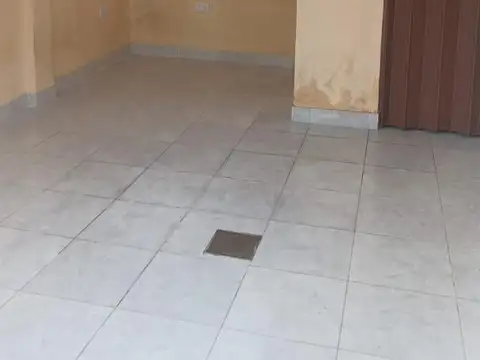 Local en buena ubicación