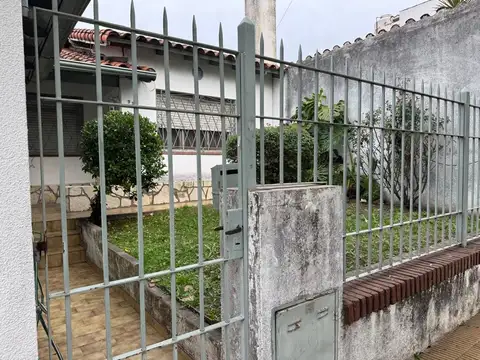 Casa en Venta en Moron, USD 87.000