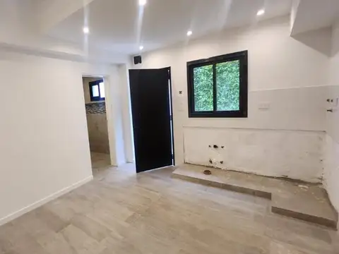 Departamento en Venta en Valentin Alsina, USD 49.000