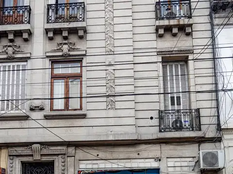 Local en Venta 60 años